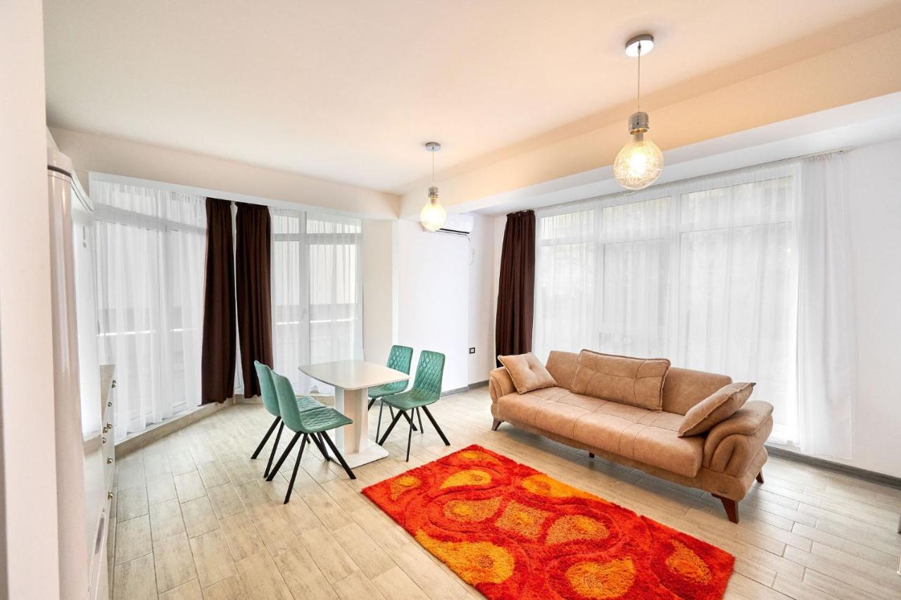 Fancy Apartment In Spa N Pool Beach Resort Mamaia Εξωτερικό φωτογραφία